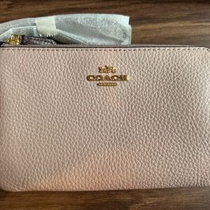 COACH - Double Corner Zip Wristlet